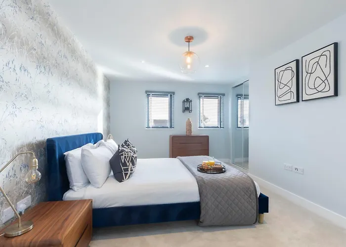 Elliot Oliver - The Old Surgery - Stunning 4 Bedroom Home With Parking In Cheltenham