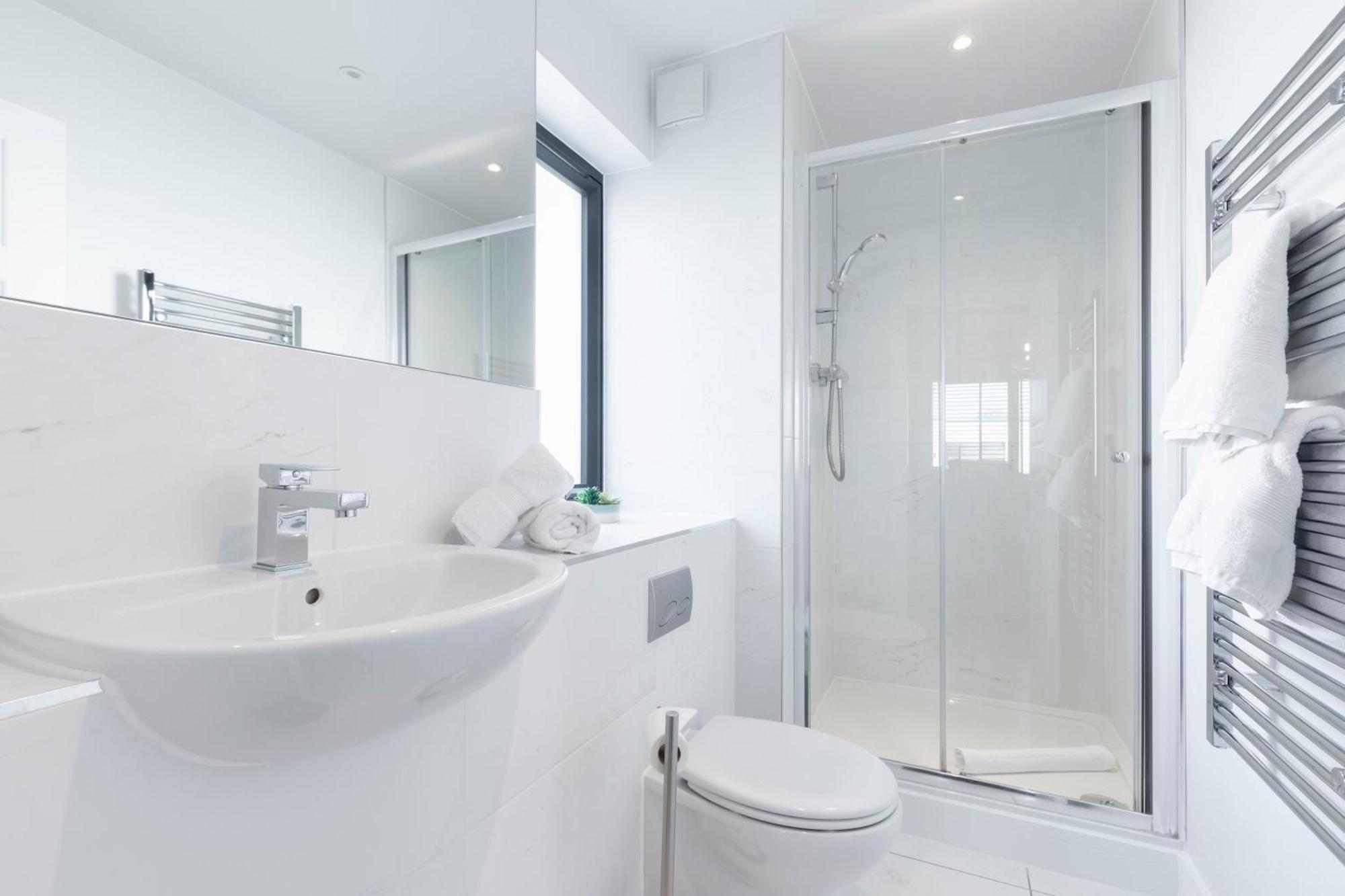 Elliot Oliver - The Old Surgery - Stunning 4 Bedroom With Parking In