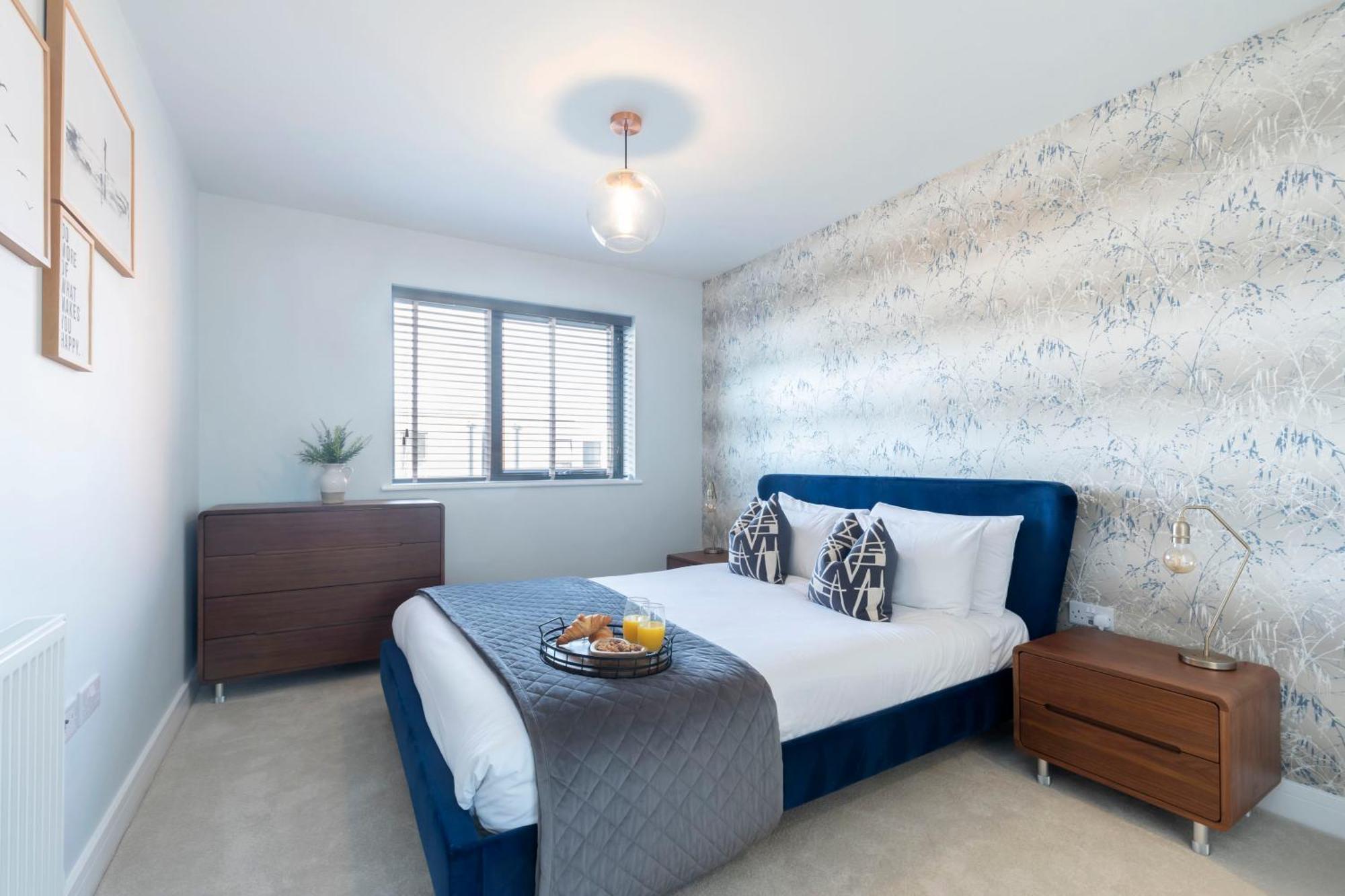Elliot Oliver - The Old Surgery - Stunning 4 Bedroom With Parking In Holiday home